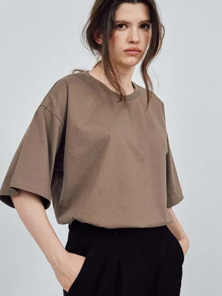 Тениска MUUV. READY TO WEAR бежово