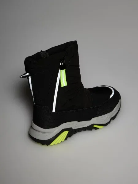 Утепленные сапоги Reserved черные