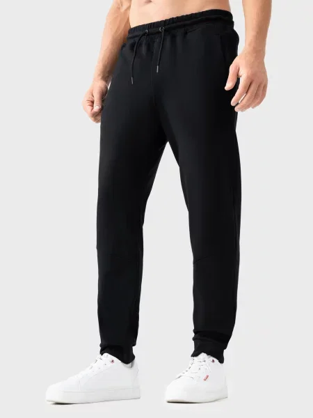 Спортивные штаны Avecs черные