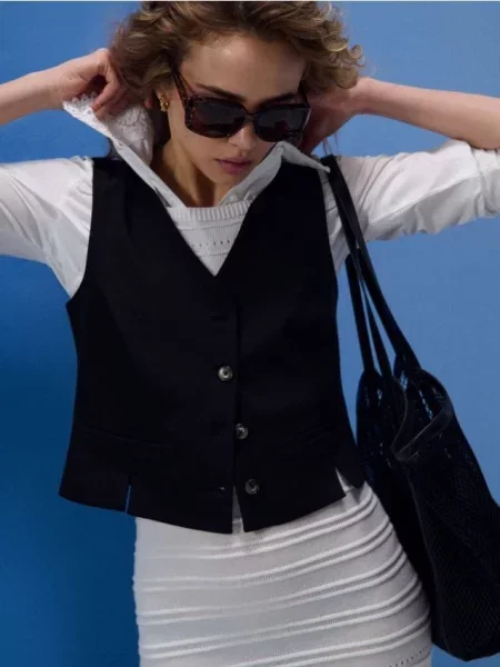 Жилет із домішкою та льону чорний