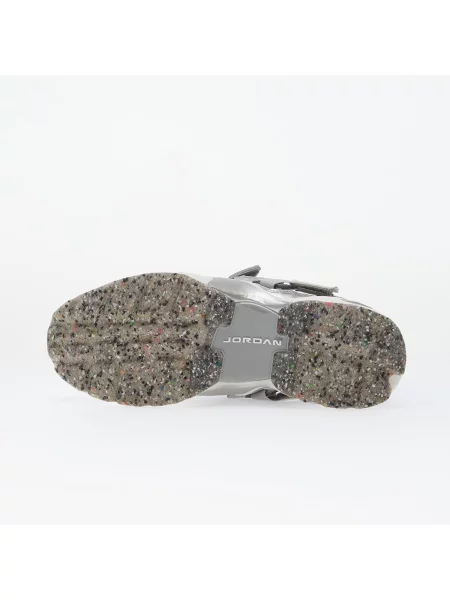 Кроссовки Jordan белые