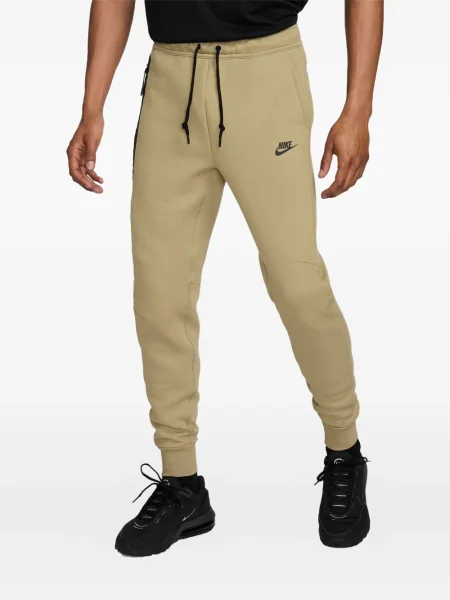 Krátké fleecové kraťasy Nike s potiskem žluté