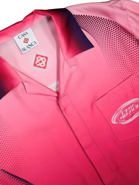 С яка риза Casablanca с градиентным принтом розово