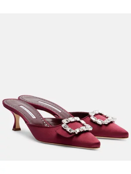 Papuci tip mules Manolo Blahnik din satin de cristal bordo