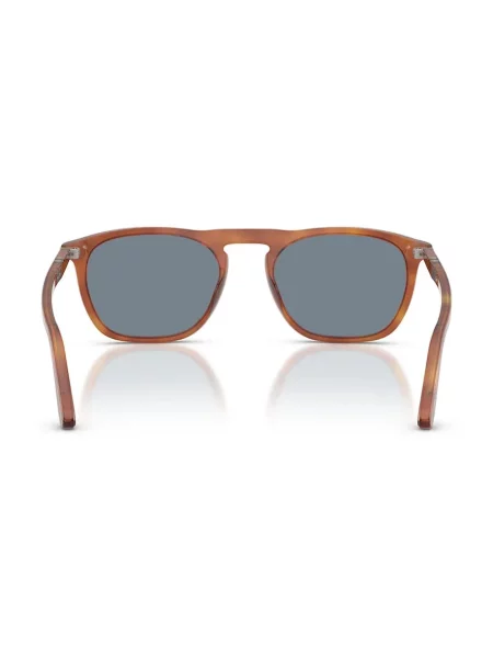 Солнцезащитные очки Persol