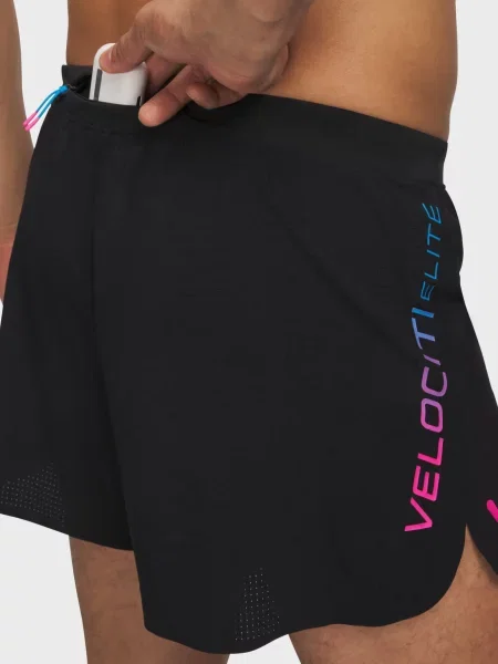 Короткі спортивні шорти Under Armour чорні
