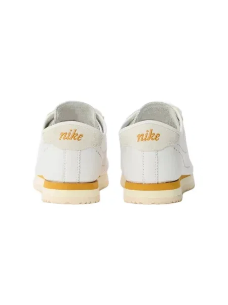 Pantofi Nike bej