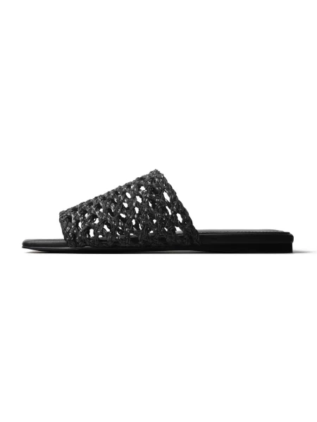 HANDMADE SHOES Saboți LOST WITHOUT WORDS' negru