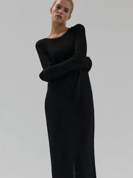 Muuv. rochie tricotată cu modal LUNN negru