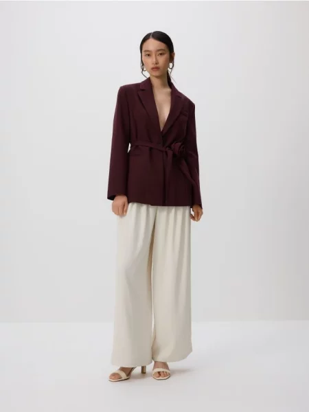 Reserved Блейзер з декоративною трояндою бордовий