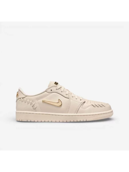 Pantofi Nike bej