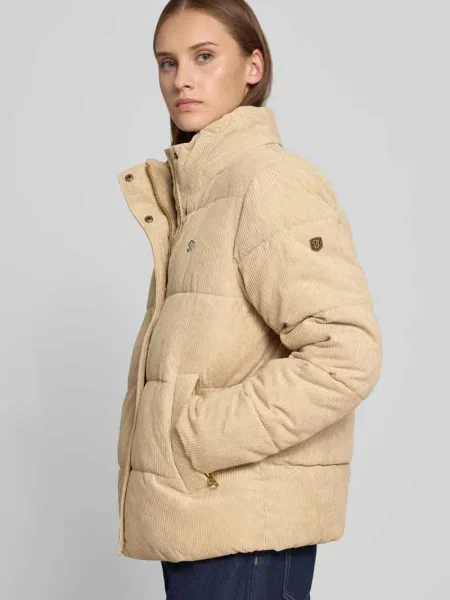 Kurtka pikowana z sztruksu z zamkiem błyskawicznym dwustronnym Superdry beżowa