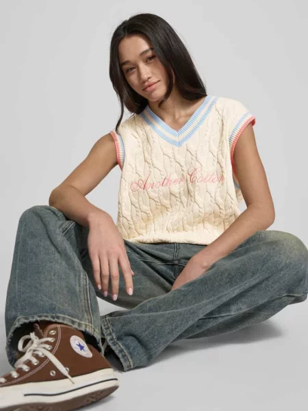 T-shirt z wyhaftowanym logo Another Cotton Lab czarna