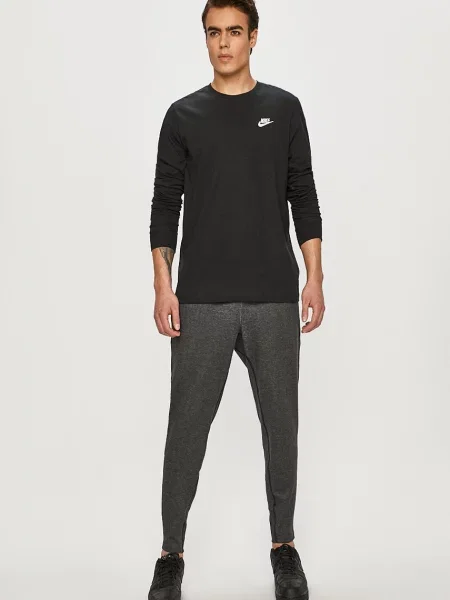 Nike Sportswear лонгслів