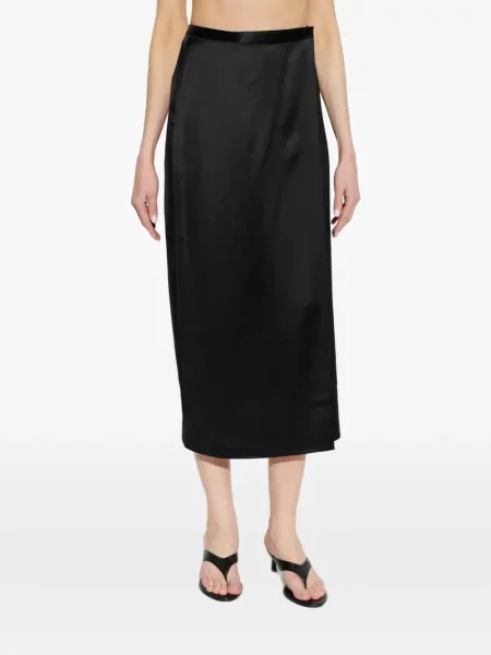 Fustă midi By Malene Birger din satin negru