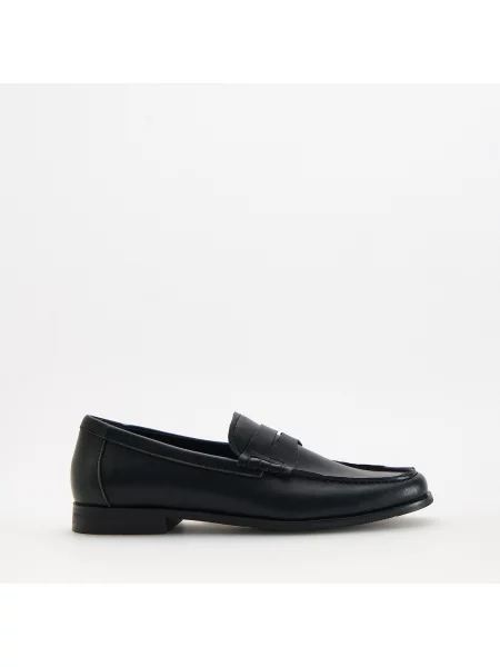 Reserved Loafer cipő bőrből fekete