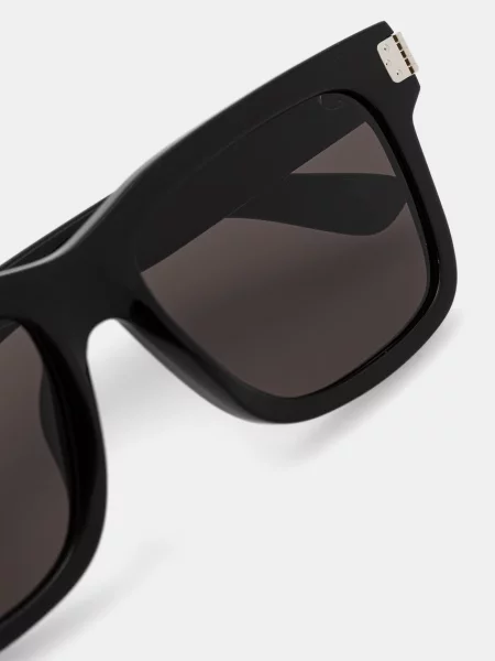 Maison Margiela női napszemüveg LUNETTES 15 NOIRES fekete