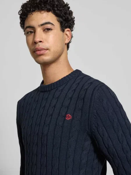 Sweter o kroju slim fit w dzianinowym wyglądzie Superdry