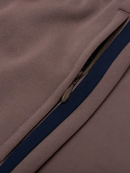 Pantaloni South2 West8 cu dungi maro