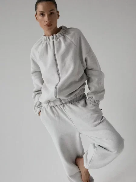 Muuv. Muuv melegítőfelső női pamuttal SMOOTH COTTON szürke