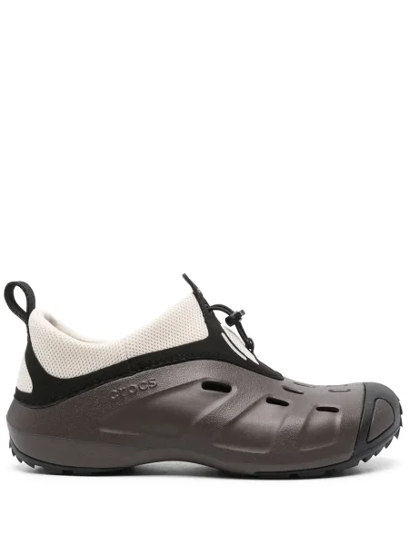 Sneakerși Crocs maro