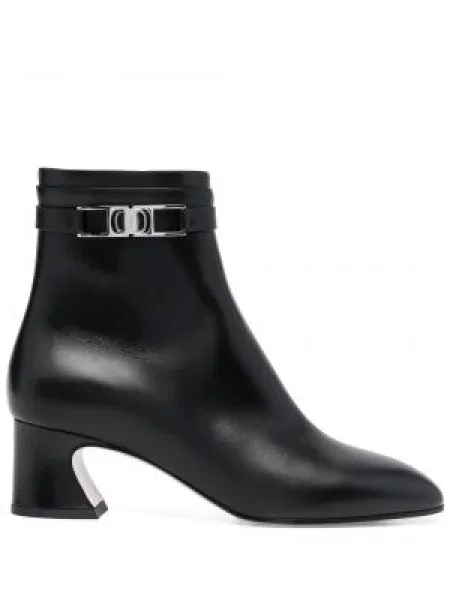 Cizme scurte Ferragamo din piele negru