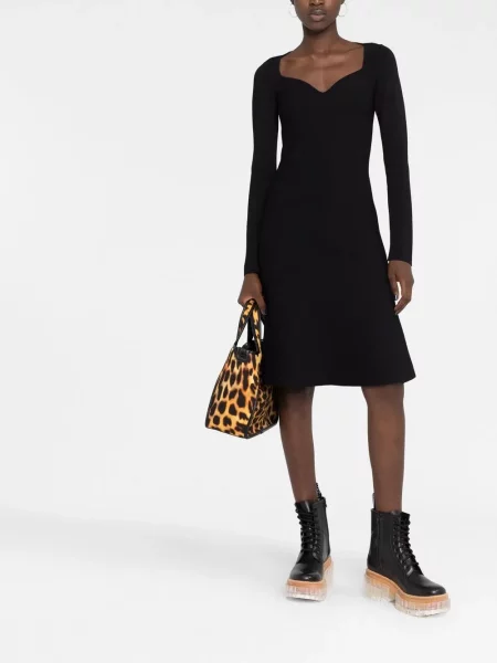 Kostiumas suknele Stella Mccartney įsiliepsnojo juoda