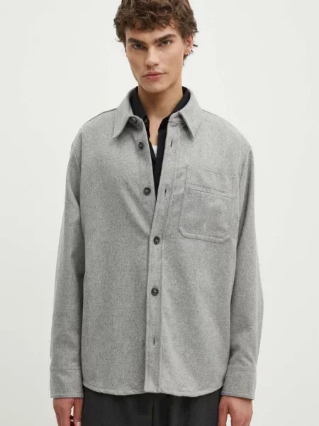 Вълнена риза A.P.C. surchemise basile brodee poitrine със свободна кройка с класическа яка сиво