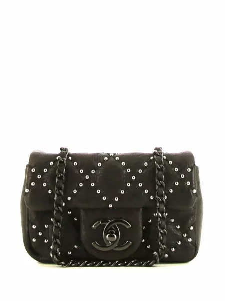 Mini kabelka Chanel Pre-owned se cvočky černá