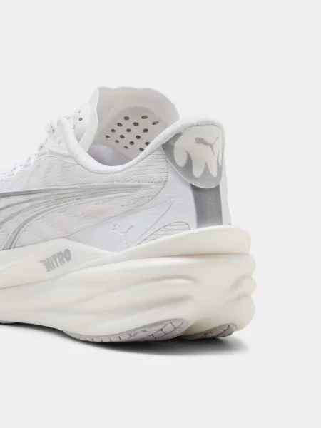 Кроссовки для бега Puma для бега белые
