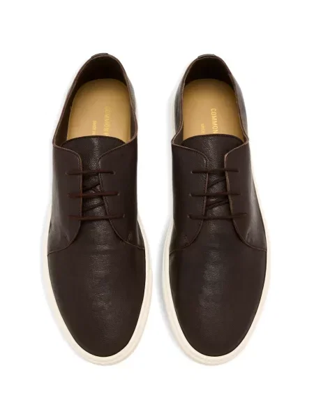 Sneakerși Common Projects cu șireturi din dantelă maro