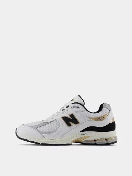 Кожаные кроссовки New Balance черные