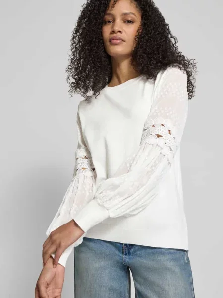 Sweter z dzianiny z z półprzezroczystymi rękawami Apricot biały