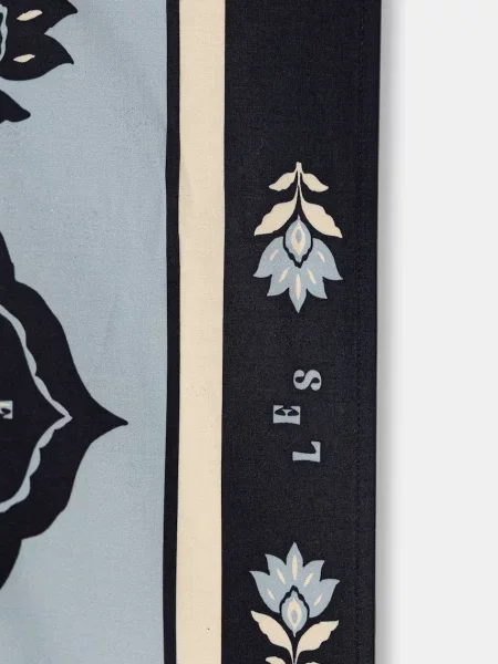 Платок Les Deux