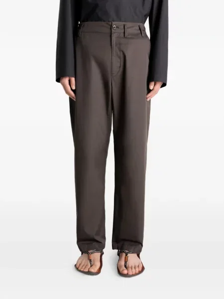 Pantaloni Lemaire conici maro