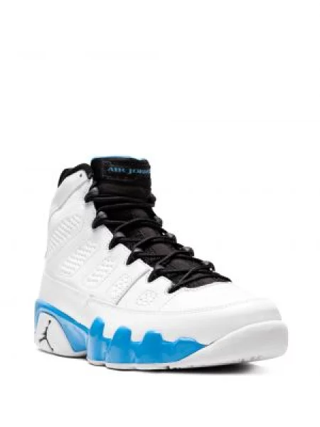 Retro tenisky Jordan bílé