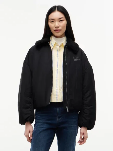 Tommy Jeans Prechodná bunda čierna