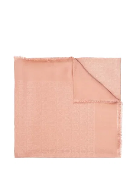 Fular Ferragamo din jacard roz