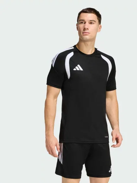 Переработанный футболка Adidas черная