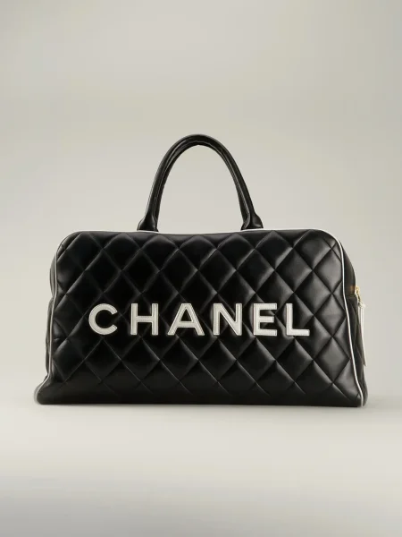 Prošívaná bucket kabelka Chanel Pre-owned černá