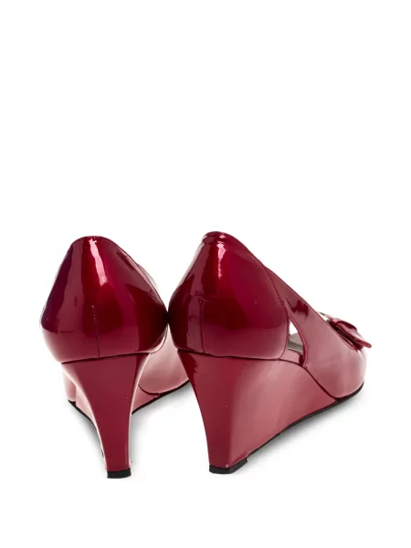 Csatos körömcipő Stuart Weitzman piros