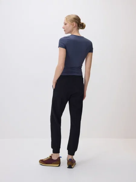 Reserved Спортивні штани зі шнурком чорний