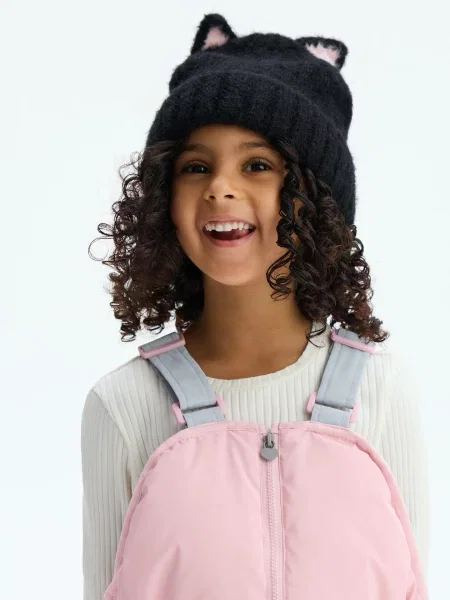 Reserved Beanie sapka fülekkel fekete