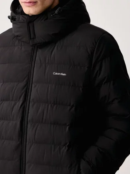 Calvin Klein Átmeneti dzseki fekete