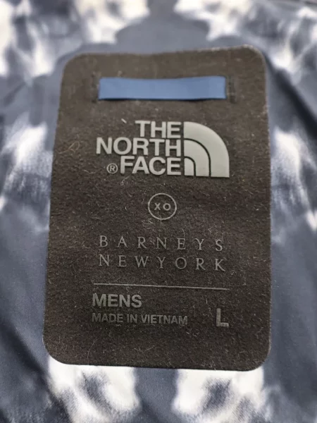 Geacă The North Face cu glugă softshell negru