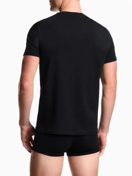 Футболка Emporio Armani чорна