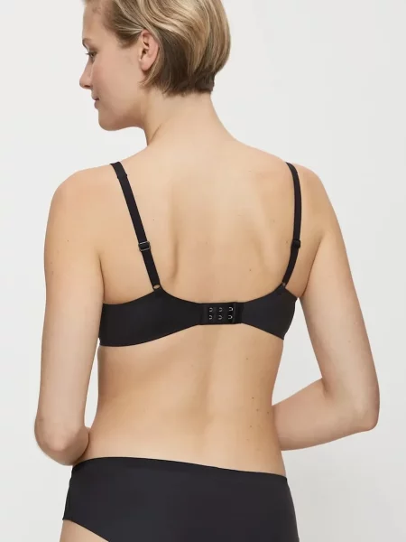 Podprsenka Triumph Body Make-Up Soft Touch čierna