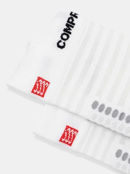 Compressport športne nogavice ProRacingSocks Ultralight bela