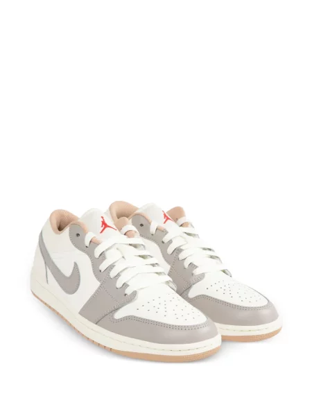 Sneaker Jordan fehér
