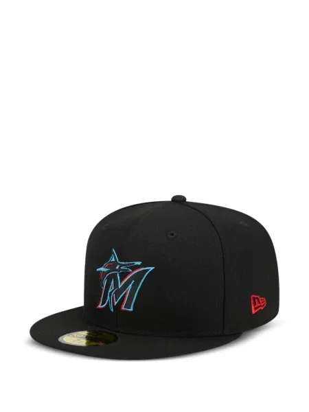 Șapcă New Era Cap cu broderie negru